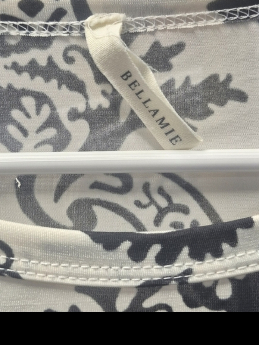 BELLAMIE PAISLEY PRINT SHIFT DRESS. - Picture 6 of 6